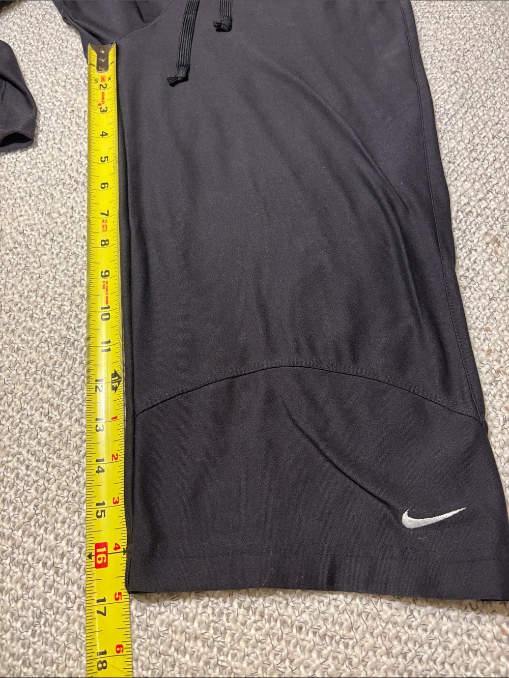 Nike black crop yoga’s small - Picture 10 of 10
